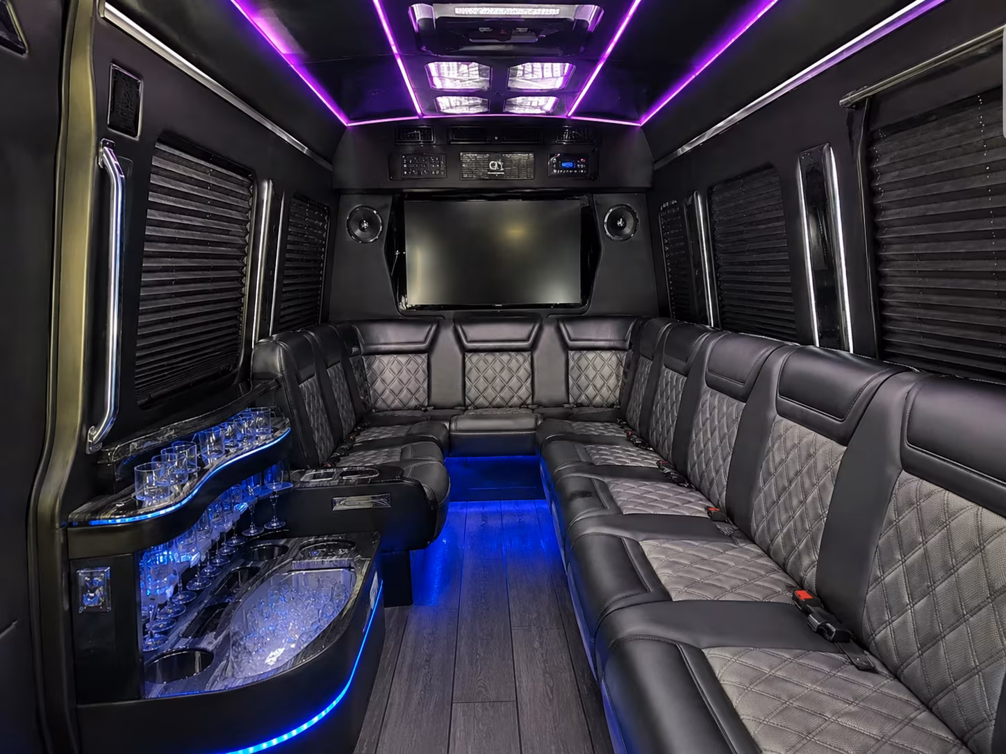 bus rentals for corporate retreats and team building events near port st lucie