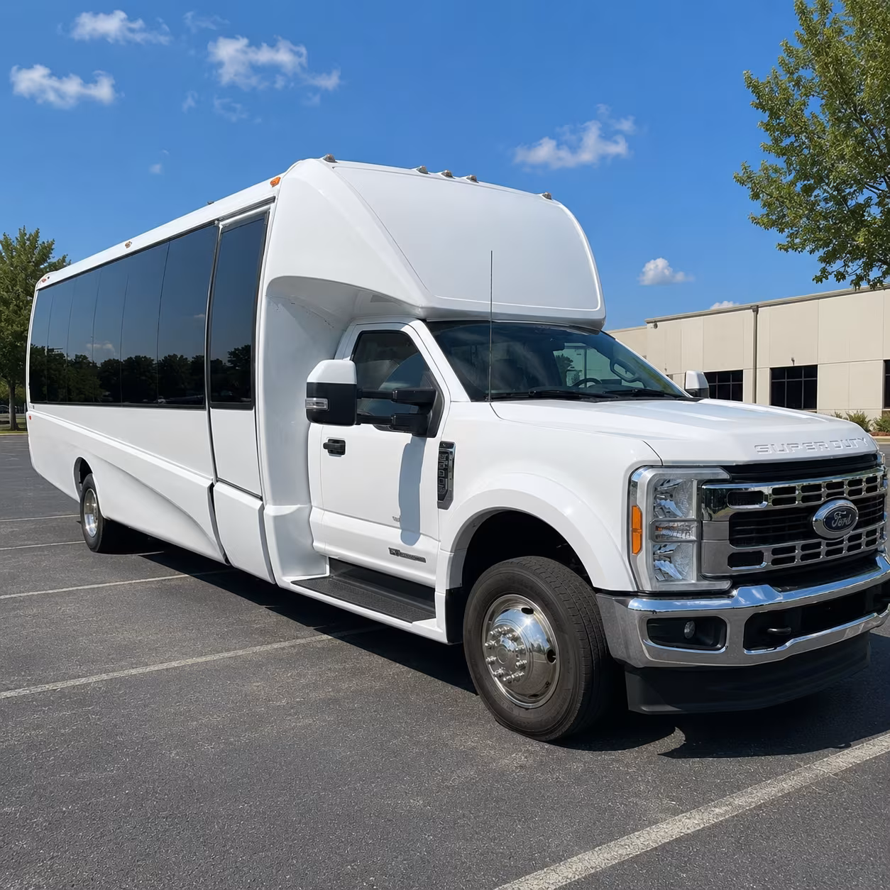 corporate airport transfer buses connecting port st lucie to pbi and mco